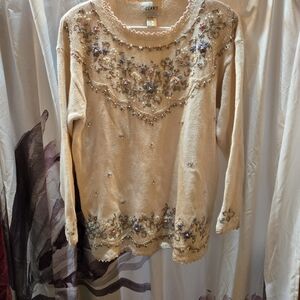 Elegant Vintage Beige Embroidered Sweater Blouse